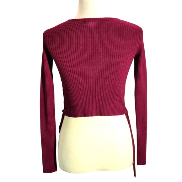 Ambience Burgundy Ribbed Crop Top Women’s M Long Sleeve Side Grommets & Ties - Picture 3 of 12